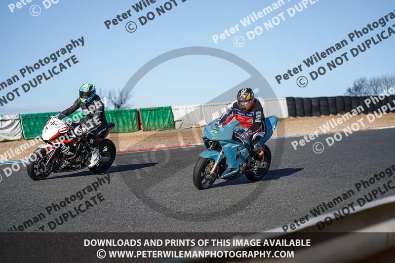 enduro digital images;event digital images;eventdigitalimages;mallory park;mallory park photographs;mallory park trackday;mallory park trackday photographs;no limits trackdays;peter wileman photography;racing digital images;trackday digital images;trackday photos